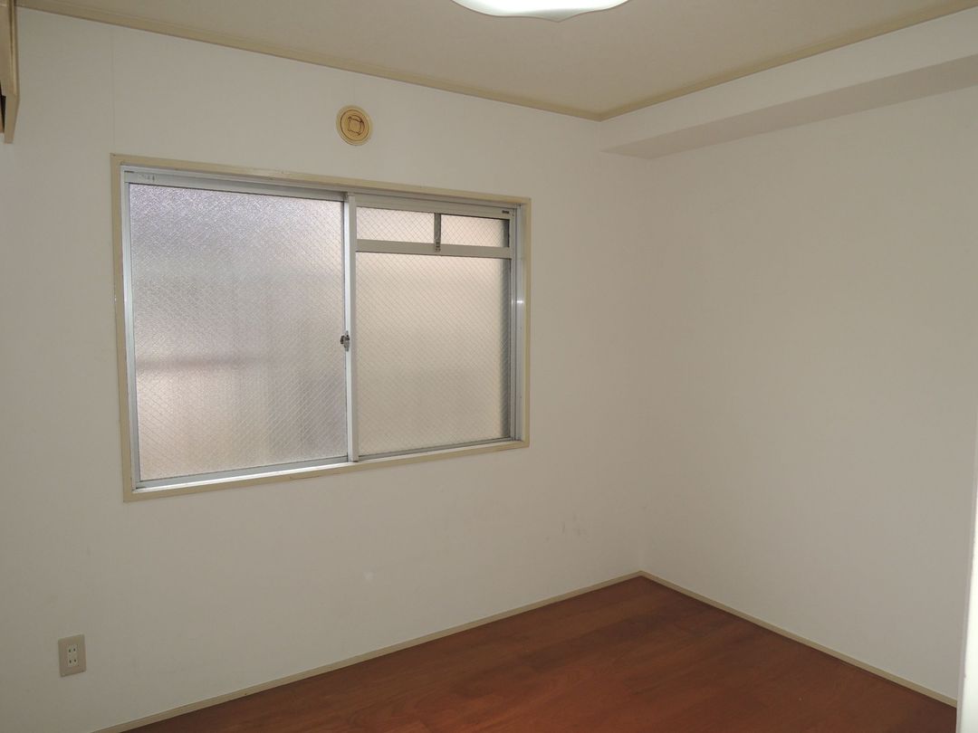 4LDK Apartment in Kitakyushu - Emerald Mansion Midorigaoka - Thumbnail 3