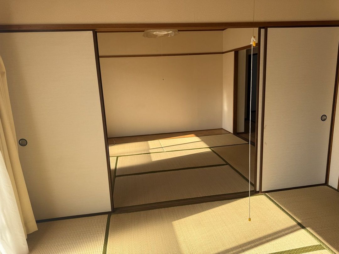 4DK Apartment in Kitakyushu with South Balcony & Pet Negotiation - Thumbnail 4