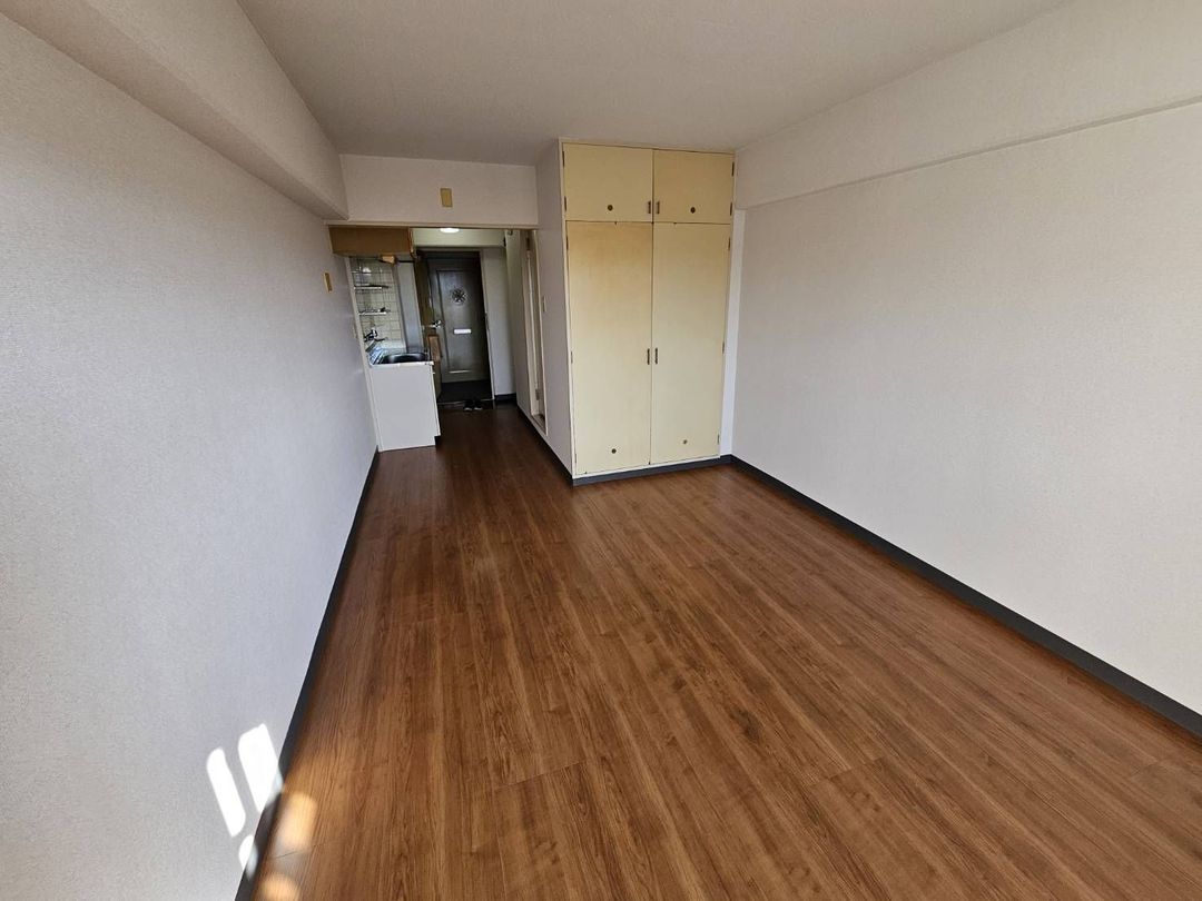 Real City Honjo A 1R Apartment for Sale Near Honjo Station - Thumbnail 4