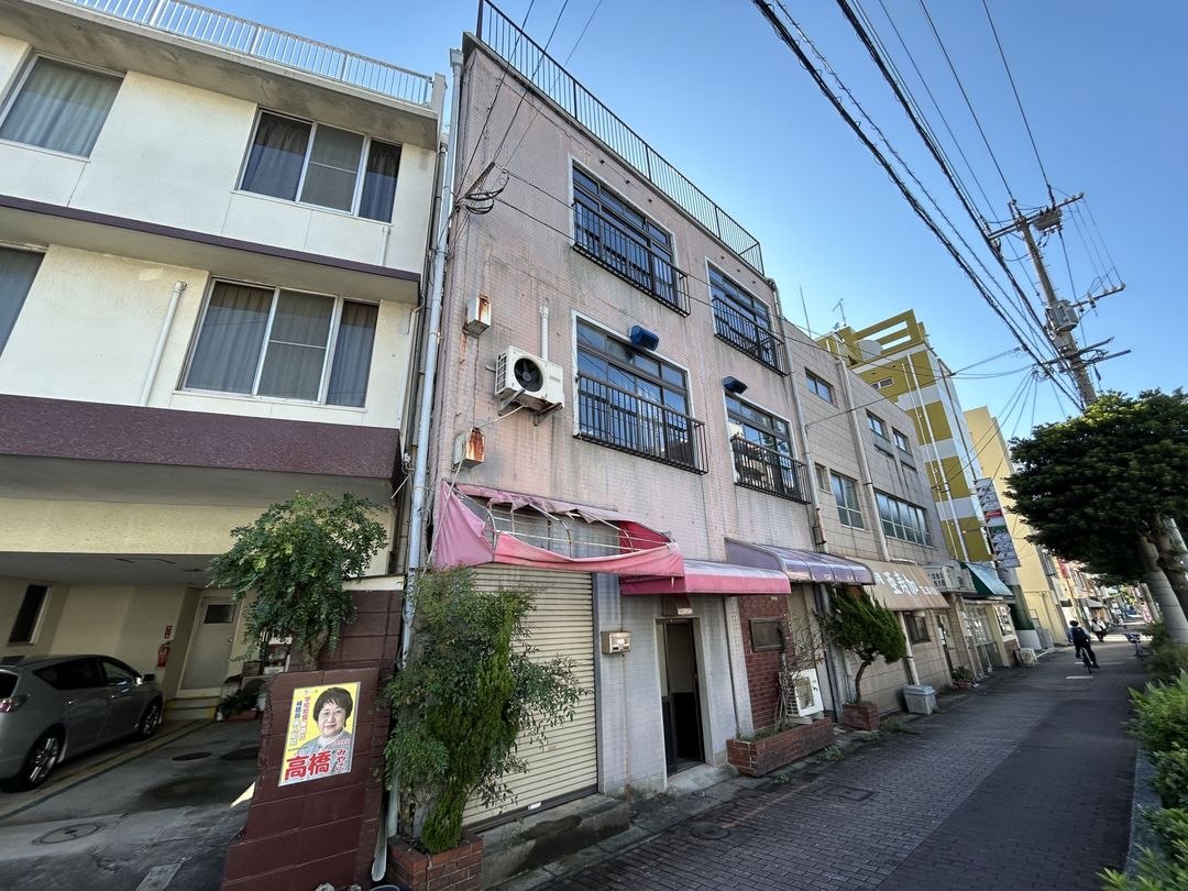 Shop with Residence for Sale near Moji Station, Kitakyushu - Thumbnail 2