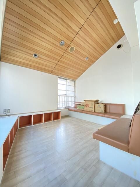 Former Dental Clinic for Sale in Kitakyushu, Fukuoka - Thumbnail 3