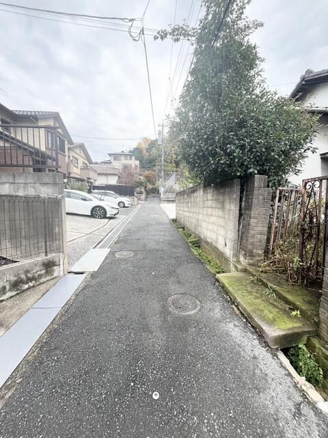 1957 Single-Story 3LDK House for Sale in Kokura, Kitakyushu - Thumbnail 2