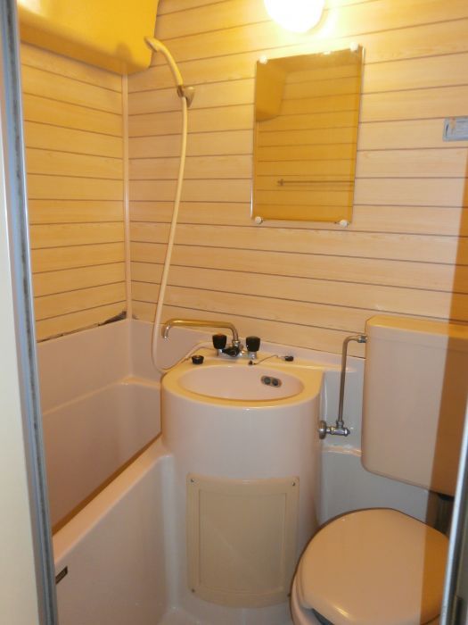 Maison Sawami Studio Apartment for Rent in Kitakyushu - Thumbnail 3