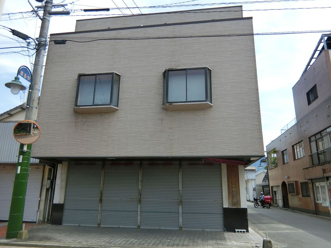 Commercial 7DK Building for Sale in Kurume, Fukuoka - Thumbnail 3