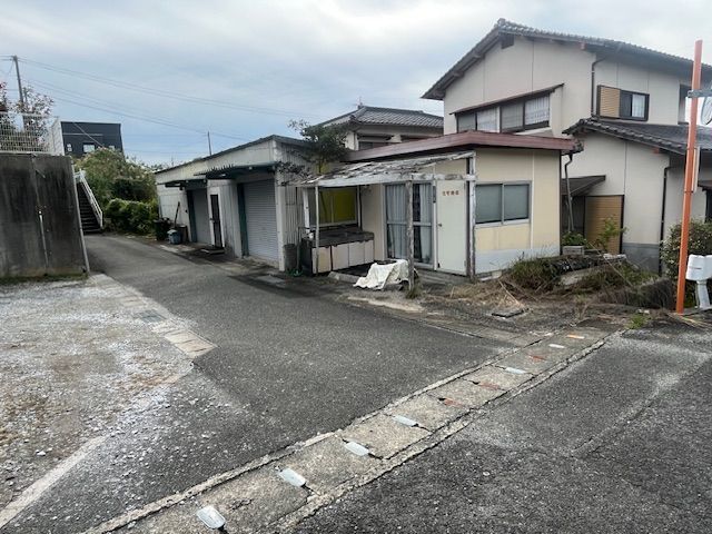 7LDK Apartment Building for Sale in Iizuka, Fukuoka - Thumbnail 4