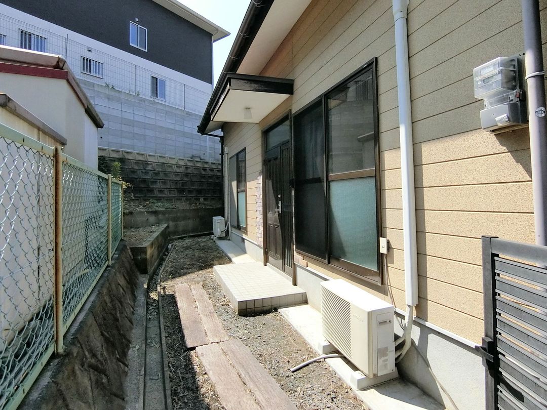 Nogata Investment House for Sale with 10% Yield, Garage - Thumbnail 3