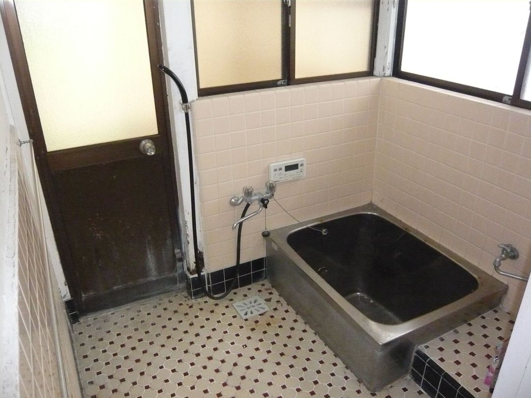 Shop with Residence for Sale in Nōgata, Fukuoka - Near Station - Thumbnail 4