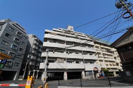 1R Apartment for Rent near Katano Station, Kitakyushu - Image 1