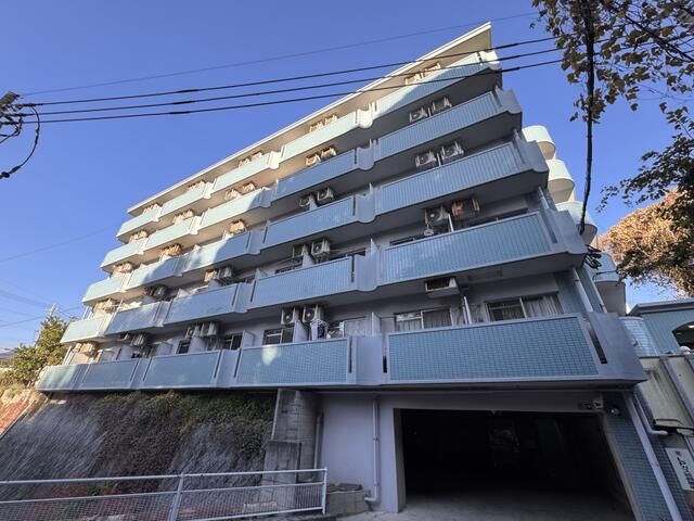 White Palace Kogane Gobankan 1106 Rental Apartment in Kitakyushu - Thumbnail 2