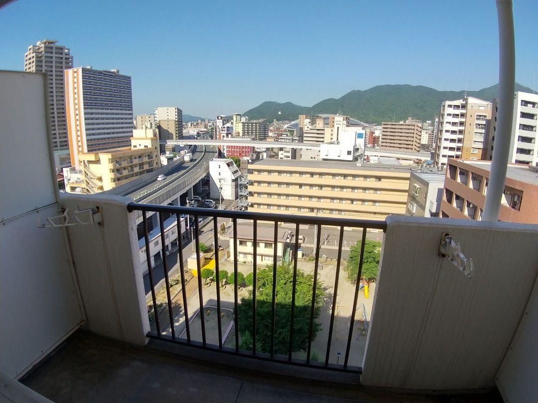White Palace Kogane Studio Apartment for Sale in Kitakyushu - Thumbnail 4