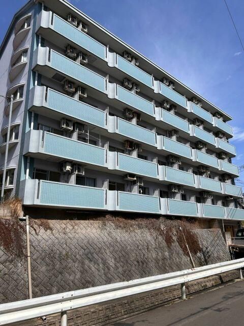 Kitakyushu Apartment for Rent: 1R Near Orio Station, No Deposit - Image 1