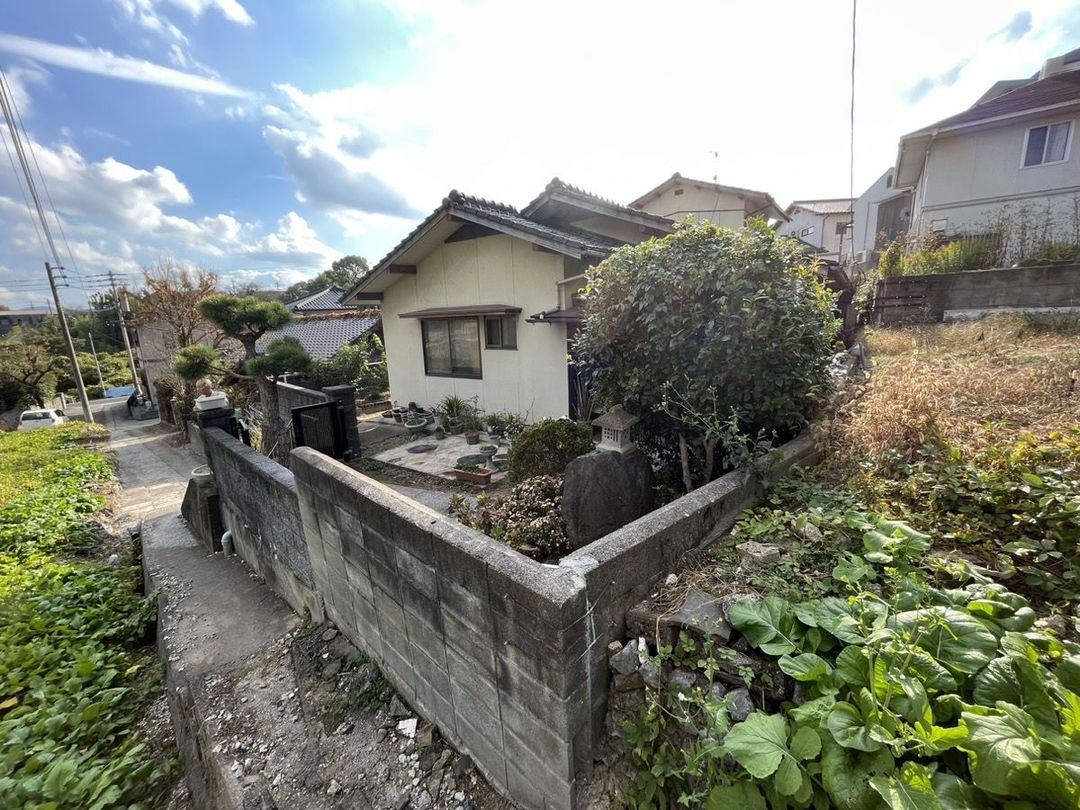 6SLDK Wooden House for Sale in Quiet Tagawa City, Fukuoka - Thumbnail 2