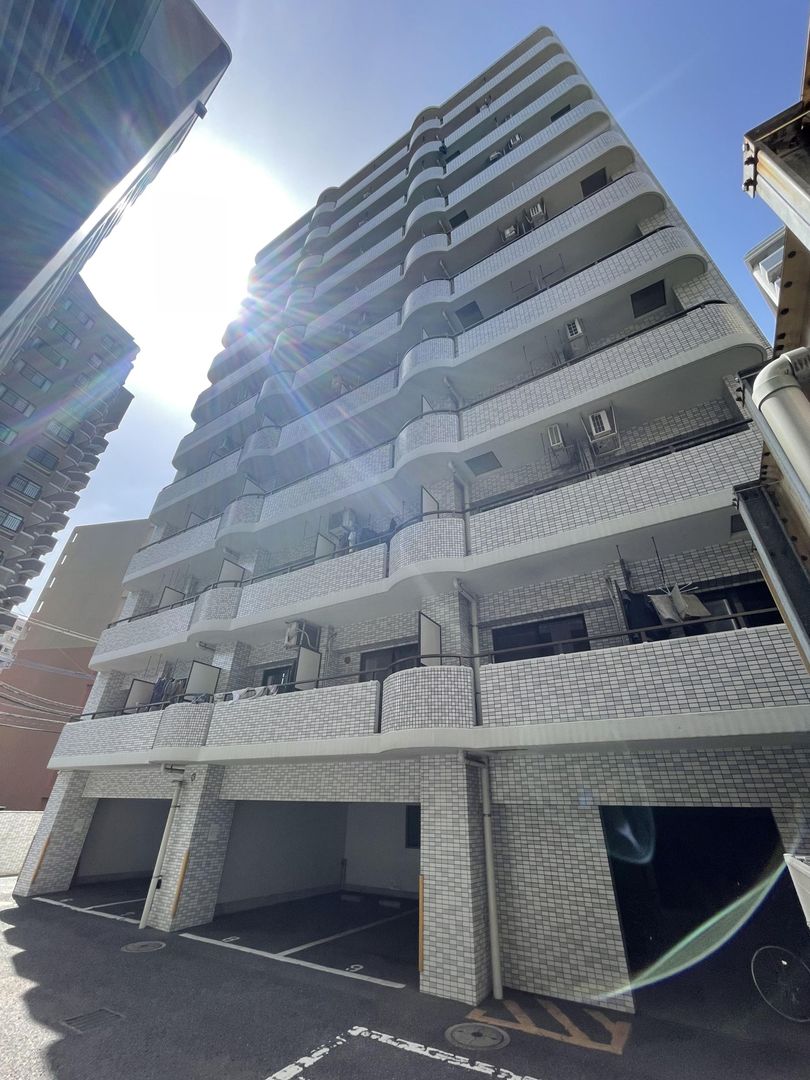 Lions Mansion Kokura Station South No. 3 Apartment for Sale - Thumbnail 3
