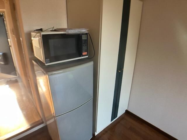 1R Apartment for Rent in Moji, Kitakyushu - 20,000 Yen - Thumbnail 4