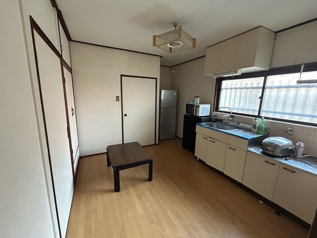 Full House Shimizu 3-Unit Apartment Building for Sale in Kitakyushu - Thumbnail 4