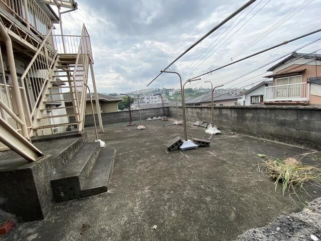 8-Unit Apartment Building for Sale in Kitakyushu, Fukuoka - Thumbnail 4
