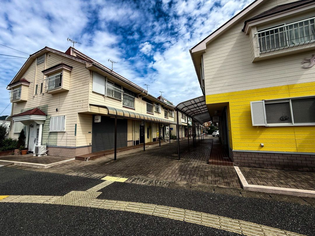 Fully Occupied Shop & Residence for Sale Near JR Higashi-Fukuma Station - Thumbnail 4