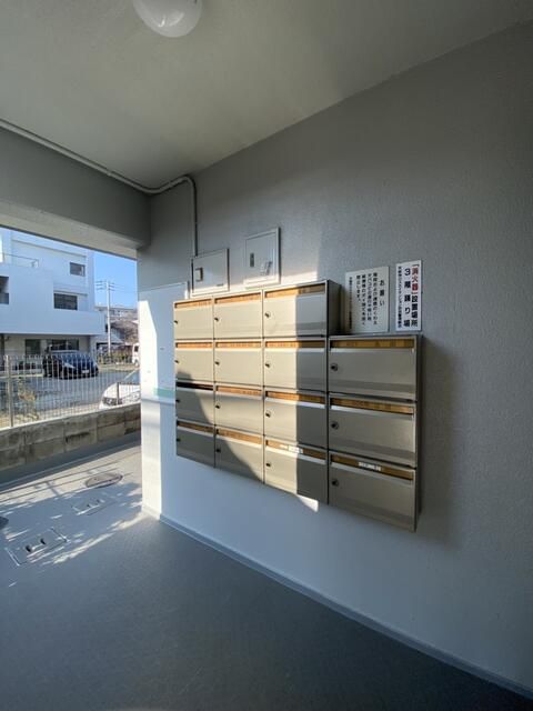 3-Bedroom Apartment in Tobata - 3 Million Yen - Thumbnail 4
