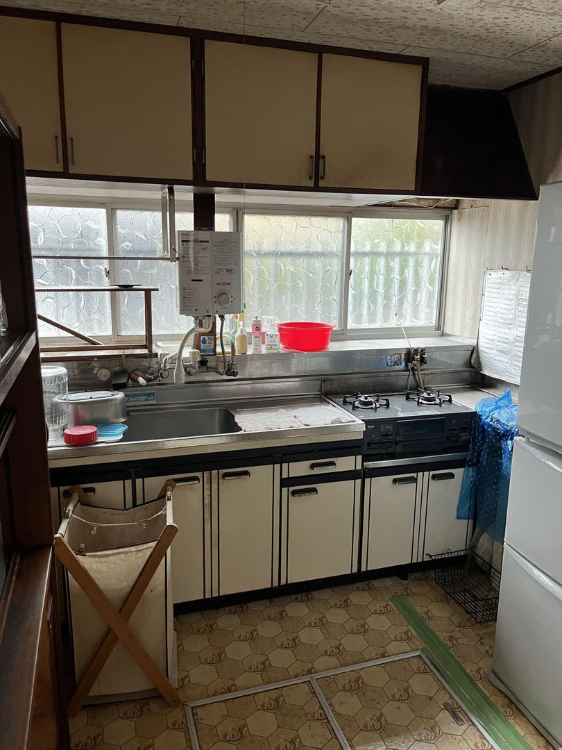 4DK Nagaya House for Sale in Kitakyushu, Fukuoka - 120万円 - Thumbnail 3