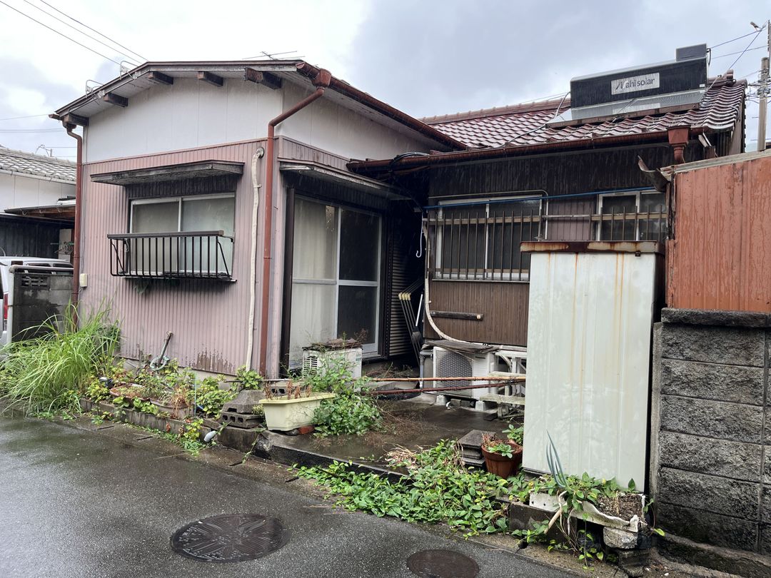 4DK Nagaya House for Sale in Kitakyushu, Fukuoka - 120万円 - Thumbnail 2
