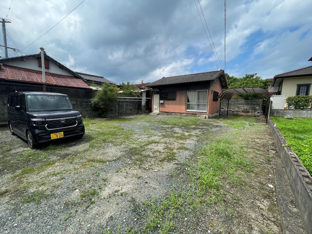 Shop with Residence for Sale in Iizuka, Fukuoka - 4SLDK Layout - Thumbnail 2