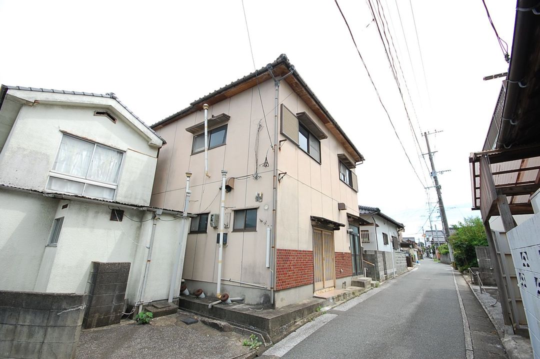 Shop-Residence for Sale in Tagawa City, Fukuoka - 6DK Layout - Thumbnail 2