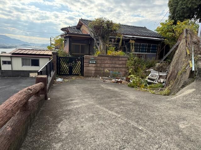 4SLDK Detached House for Sale in Kitakyushu's Wakamatsu Ward - Thumbnail 2