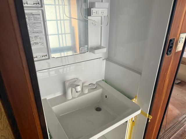 4SLDK Detached House for Sale in Kitakyushu's Wakamatsu Ward - Thumbnail 4
