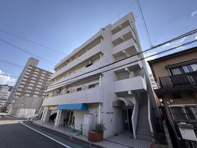 Pure City Kogane 204 Rental Apartment in Kitakyushu - Image 1