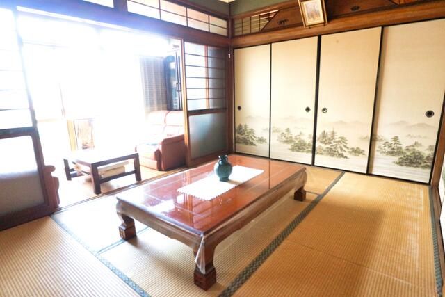 4DK Single-Story House with Ocean View in Kitakyushu Moji Ward - Thumbnail 3
