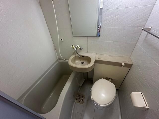 La Résidence de Saint-Ours 1K Apartment for Sale in Kitakyushu - Thumbnail 4