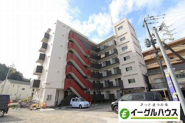 Clean Heights 101 Apartment for Rent in Kurume, Fukuoka - Thumbnail 3