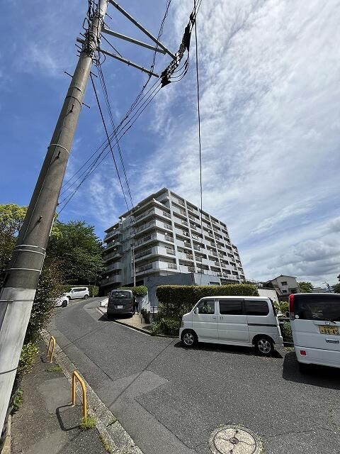 Ookura Grand Heights 2LDK Apartment for Sale in Kitakyushu - Thumbnail 3