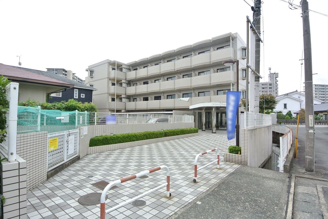 Maison de Prospère 1K Apartment for Sale in Kurume, Fukuoka - Thumbnail 2