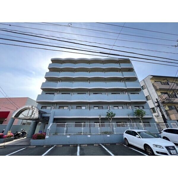 1K Apartment for Rent in Kurume, Fukuoka - Maison de Premise 0116 - Image 1