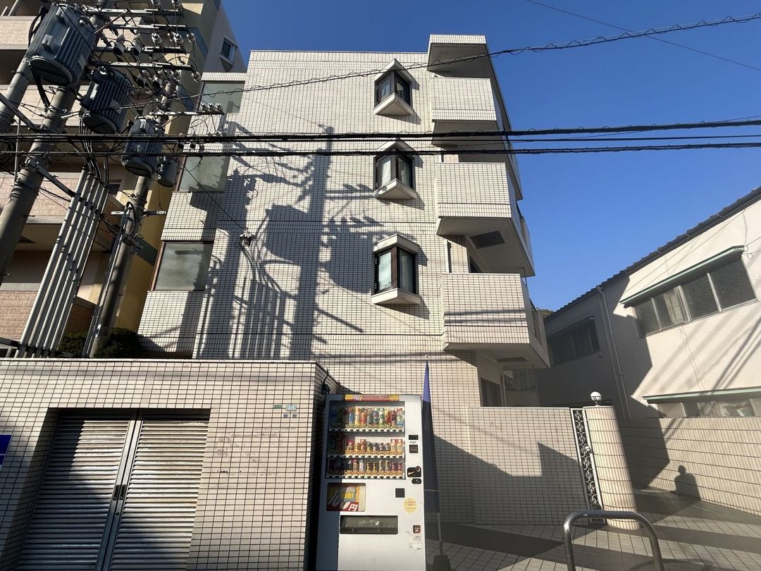 Maison de Ocean 1K Apartment for Sale in Fukuoka East Ward - Thumbnail 4
