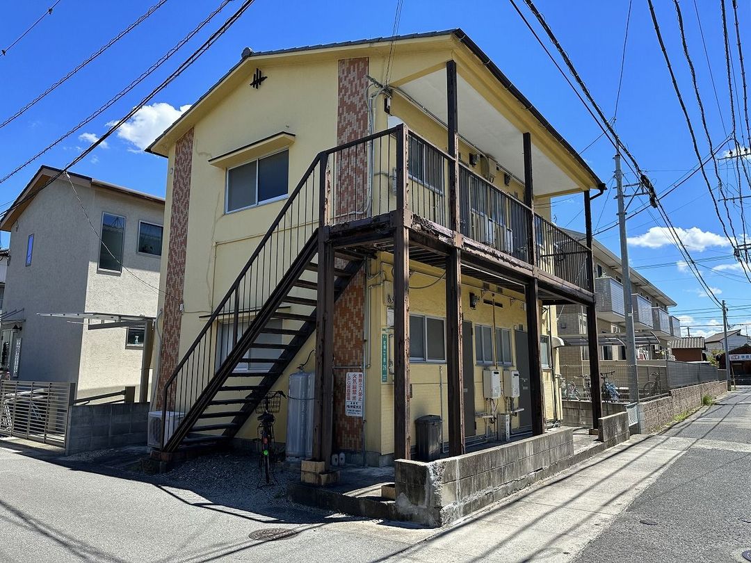 4-Unit Apartment Building for Sale with Tenant in Fukuoka - Thumbnail 4
