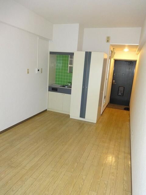 White Palace Kitakyudai-mae 715 Apartment for Rent in Kitakyushu - Thumbnail 3