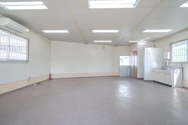 Commercial Tenant Space in Nakama, Fukuoka - ¥10.8M - Thumbnail 3