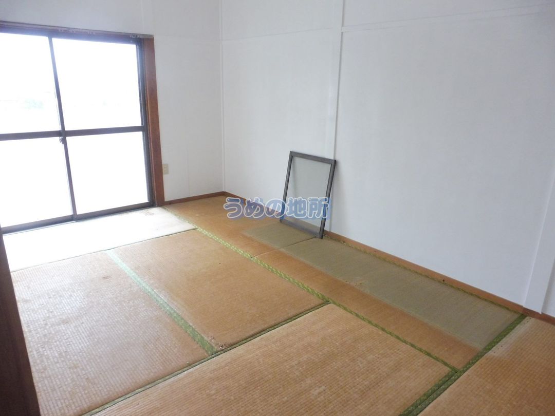 Noriba Heights 6-Unit Apartment Building for Sale in Yame City - Thumbnail 4