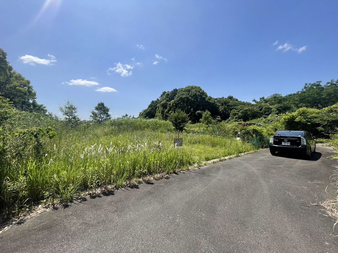 Land for Sale in Tosu City, Saga - Ideal for Storage or Garden - Thumbnail 3