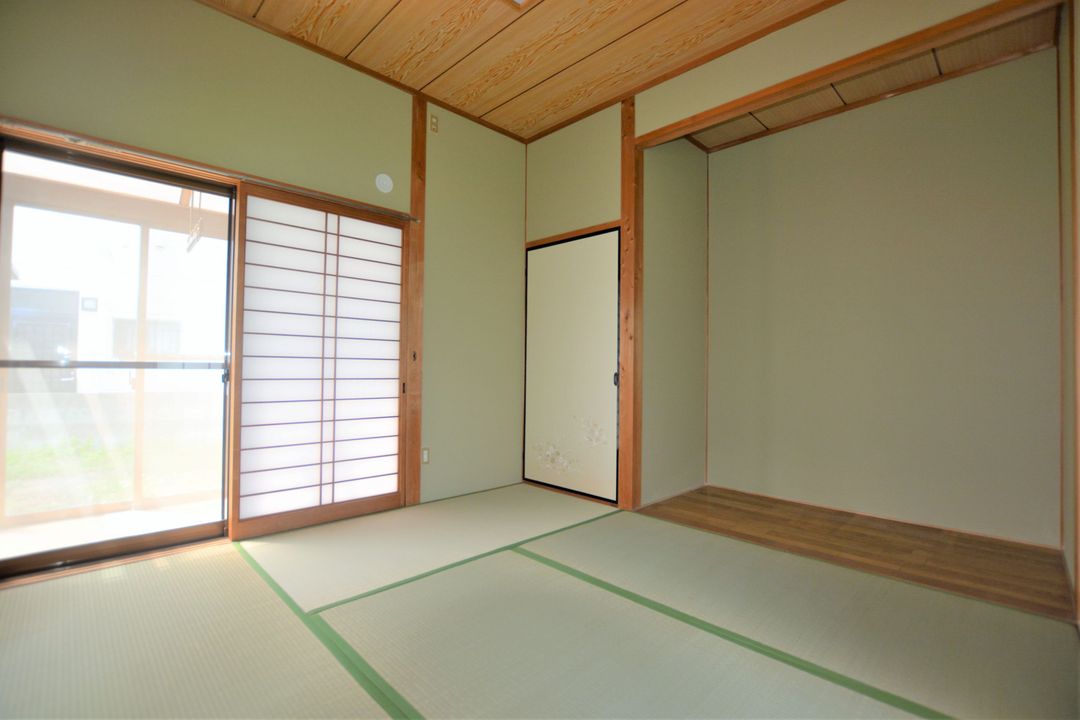 Ueki Rental House: 3-Unit Investment Apartment in Nogata, Fukuoka - Thumbnail 3