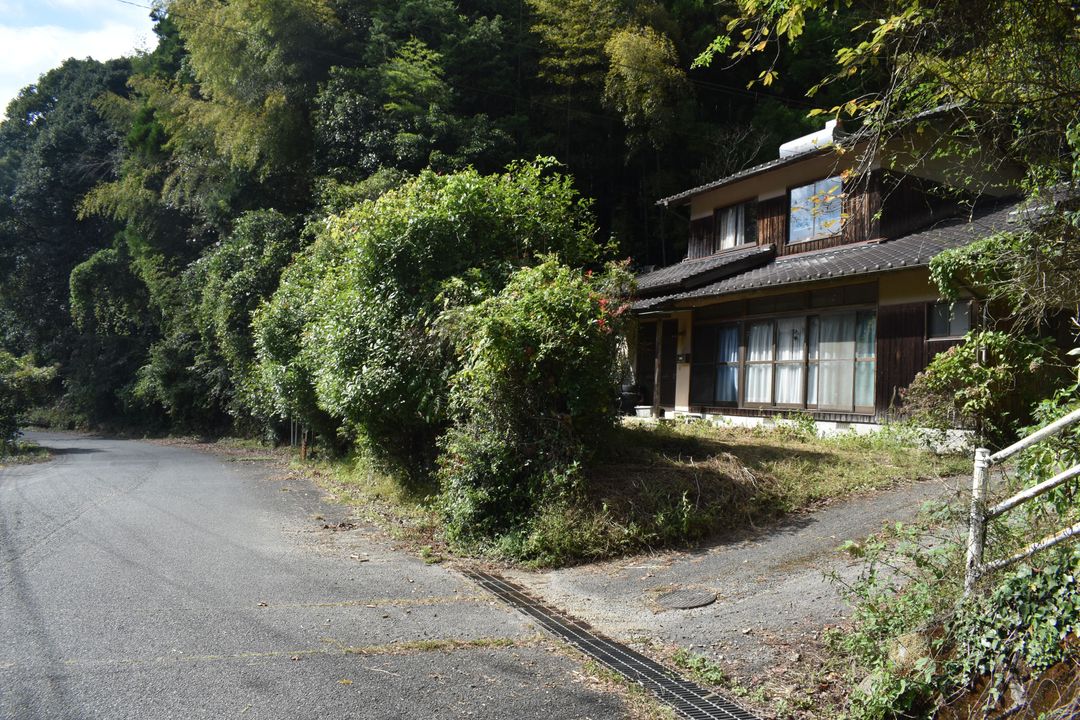 140sqm 6DK House on 464sqm Land in Yame City, Fukuoka - Thumbnail 2