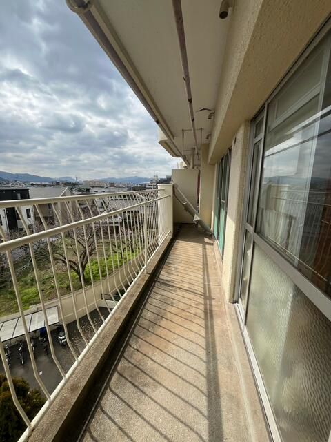 4LDK Apartment for Sale in Kitakyushu's Kamitomino Area - Thumbnail 3