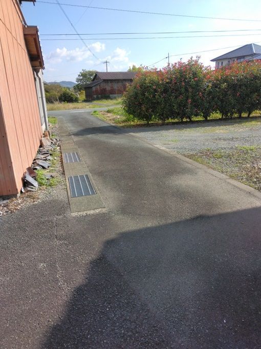 Spacious 2LDK House on Large Plot in Miyama City, Fukuoka - Thumbnail 3