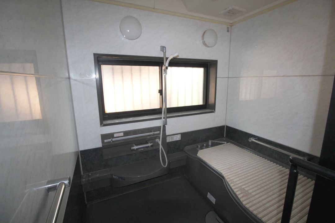 Mixed-Use Property with Shop in Kama City, Fukuoka - Thumbnail 2