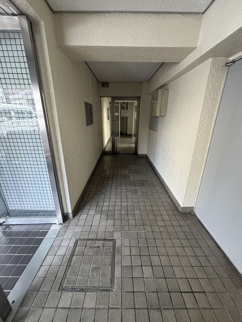 Shinsei Mansion Tenjin 1R Apartment for Sale Near Nishitetsu Kurume Station - Thumbnail 4