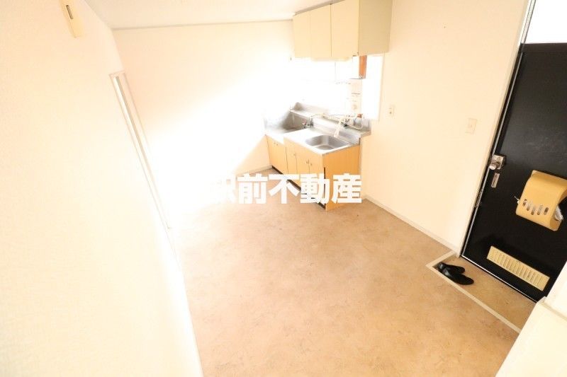 4-Unit Apartment in Omuta, Fukuoka - Thumbnail 4