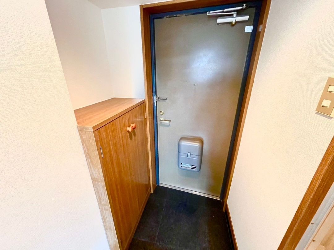 Staits Kurume Studio Apartment for Sale Near Nishitetsu Hanabatake Station - Thumbnail 2