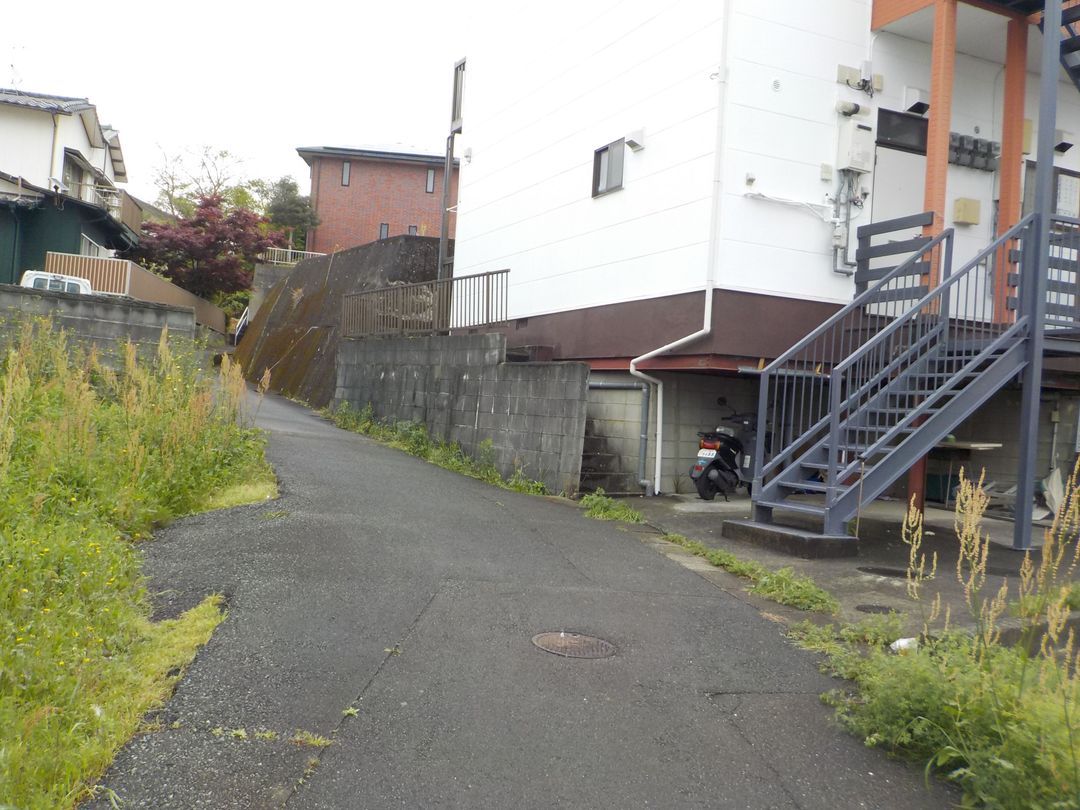 Anen Ko-po Apartment Building for Sale in Hirokawa, Fukuoka - Thumbnail 3